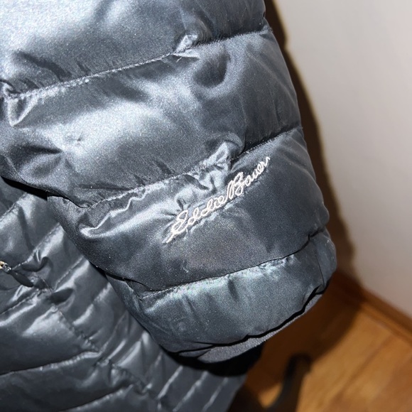 Eddie Bauer Insulated Down Black jacket. - Picture 5 of 11